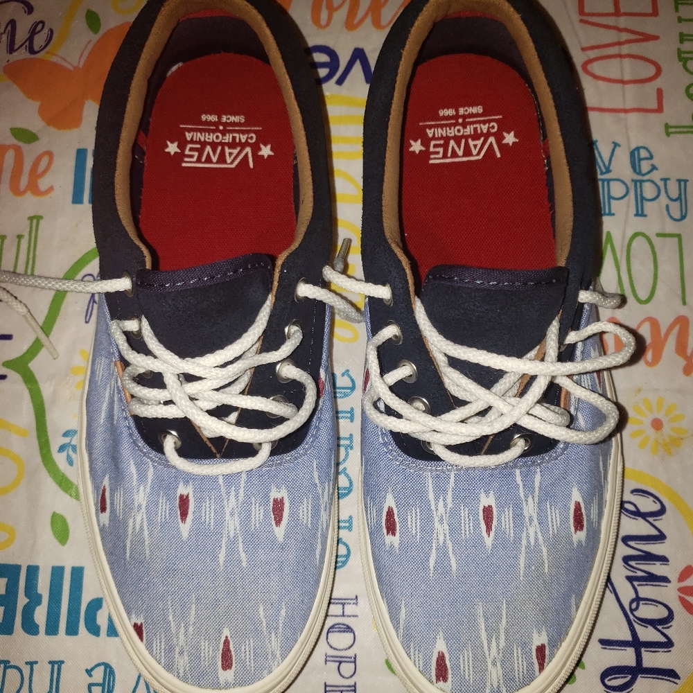 Van's